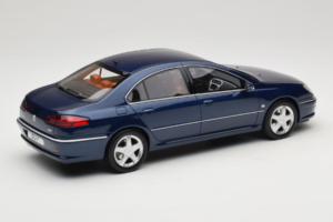 Peugeot 607 Phase II 3.0 V6 Blau Otto 1:18 OT485 Resin – Bild 2 von 6