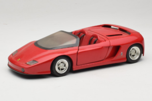 Pininfarina Mythos Rot Revell 1:18 8806 Metall