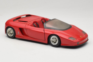 Pininfarina Mythos Rot Revell 1:18 8806 Metall – Bild 6 von 8