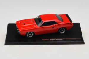 Plymouth Barracuda Rot IXO 1:43 CLC592N Metall