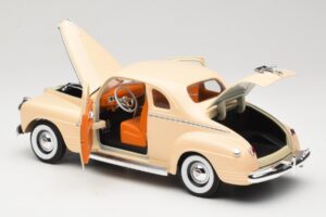 Plymouth Coupe Beige Road Signature 1:18 92398 Metall – Bild 5 von 8