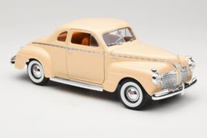 Plymouth Coupe Beige Road Signature 1:18 92398 Metall – Bild 6 von 8