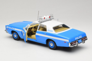 Plymouth Fury Police Pursuit New York Police Department GreenLight 1:18 19043 Metall – Bild 5 von 8