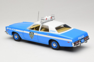 Plymouth Fury Police Pursuit New York Police Department GreenLight 1:18 19043 Metall – Bild 7 von 8