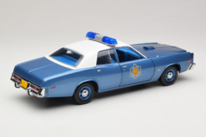 Plymouth Fury Police Pursuit Smokey and the Bandit GreenLight 1:18 19044 Metall – Bild 3 von 8