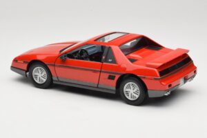 Pontiac Fiero GT Rot Road Signature 1:18 92588 Metall – Bild 7 von 8