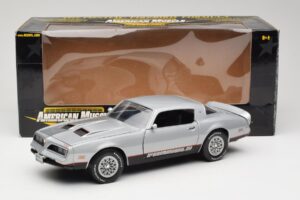 Pontiac Firebird Formula Silber ERTL 1:18 33514 Metall – Bild 8 von 8