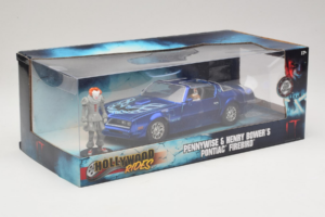 Pontiac Firebird Pennywise With Figure Jada 1:24 31118 Metall – Bild 2 von 3
