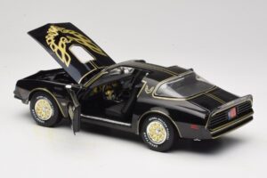 Pontiac Firebird Trans Am SE Smokey and the Bandit Joyride 1:18 33121 Metall – Bild 5 von 8
