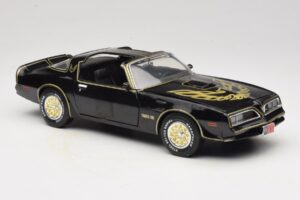 Pontiac Firebird Trans Am SE Smokey and the Bandit Joyride 1:18 33121 Metall – Bild 6 von 8