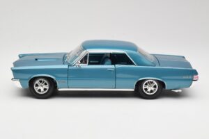 Pontiac GTO Hurst Edition Blau Maisto 1:18 531885 Metall – Bild 4 von 8