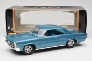 Pontiac GTO Hurst Edition Blau Maisto 1:18 531885 Metall – Bild 8 von 8