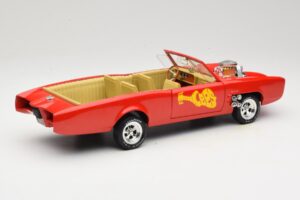 Pontiac GTO Monkeemobile Rot ERTL 1:18 33150 Metall – Bild 3 von 8