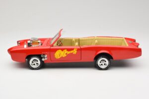 Pontiac GTO Monkeemobile Rot ERTL 1:18 33150 Metall – Bild 4 von 8