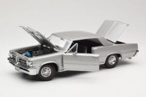 Pontiac GTO Silber Sun Star 1:18 1821 Metall – Bild 2 von 8