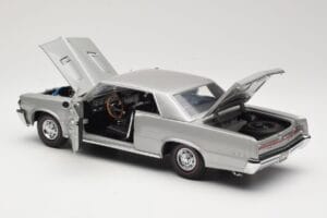 Pontiac GTO Silber Sun Star 1:18 1821 Metall – Bild 5 von 8