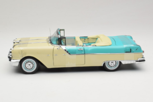 Pontiac Star Chief I Love Lucy Nautilus Blue Weiss Sun Star 1:18 5057 Metall – Bild 4 von 7
