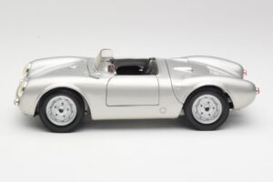 Porsche 550 A Spyder Silber Maisto 1:18 50314 Metall – Bild 4 von 8