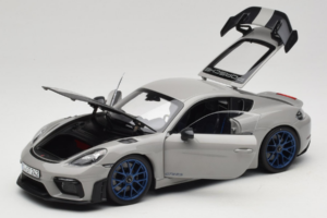 Porsche 718 Cayman 982 GT4 RS Weissach Package Chalk Norev 1:18 187253 Metall – Bild 3 von 8