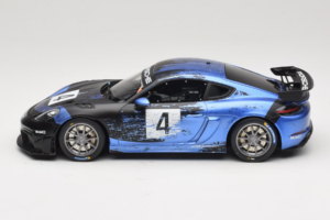 Porsche 718 Cayman GT4 RS Clubsport Schwarz Blau Otto 1:18 OT469 Resin – Bild 3 von 6