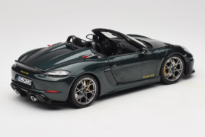 Porsche 718 Spyder RS Weissach Pack Forest Green Norev 1:18 187272 Metall – Bild 3 von 8