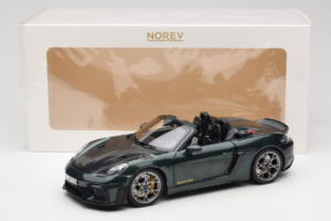 Porsche 718 Spyder RS Weissach Pack Forest Green Norev 1:18 187272 Metall – Bild 8 von 8