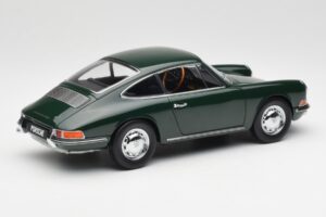 Porsche 911 901 Irish Grün Kyosho 1:18 08969G Metall – Bild 3 von 8
