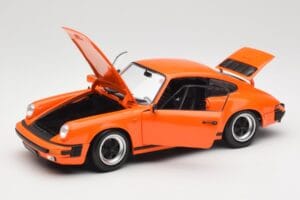 Porsche 911 930 Carrera 3.2 Signal Orange Minichamps 1:18 100063025 Metall – Bild 2 von 8