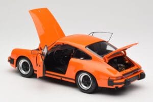 Porsche 911 930 Carrera 3.2 Signal Orange Minichamps 1:18 100063025 Metall – Bild 5 von 8