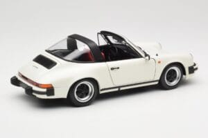 Porsche 911 930 Carrera Targa 3.2 Grand Prix White Minichamps 1:18 100063062 Metall – Bild 3 von 8