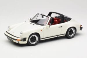 Porsche 911 930 Carrera Targa 3.2 Grand Prix White Minichamps 1:18 100063062 Metall