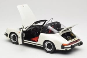 Porsche 911 930 Carrera Targa 3.2 Grand Prix White Minichamps 1:18 100063062 Metall – Bild 5 von 8