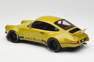 Porsche 911 930 RWB Classic Khaki GT Spirit 1:18 GT120 Resin – Bild 5 von 6