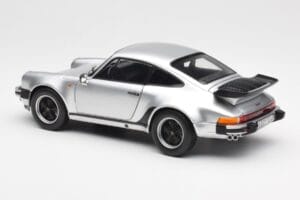 Porsche 911 930 Turbo 3.3 Silber Norev 1:18 187574 Metall – Bild 7 von 8