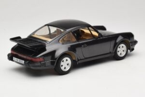 Porsche 911 930 Turbo Grün Tonka 1:18 1677 Metall – Bild 3 von 8