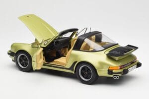 Porsche 911 930 Turbo Targa Grün Metallic Norev 1:18 187526 Metall – Bild 7 von 10