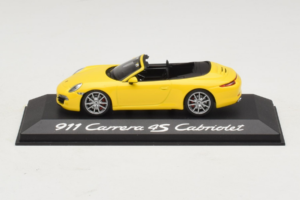 Porsche 911 991 Carrera 4S Cabriolet Gelb Minichamps 1:43 WAP0201120C Metall