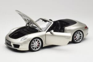 Porsche 911 991 Carrera S Cabriolet GT Silber Metallic Minichamps 1:18 100061030 Metall – Bild 2 von 8