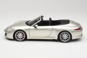 Porsche 911 991 Carrera S Cabriolet GT Silber Metallic Minichamps 1:18 100061030 Metall – Bild 4 von 8