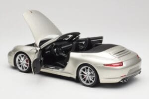 Porsche 911 991 Carrera S Cabriolet GT Silber Metallic Minichamps 1:18 100061030 Metall – Bild 5 von 8