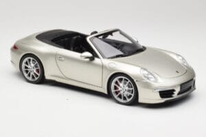 Porsche 911 991 Carrera S Cabriolet GT Silber Metallic Minichamps 1:18 100061030 Metall – Bild 6 von 8