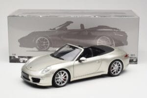 Porsche 911 991 Carrera S Cabriolet GT Silber Metallic Minichamps 1:18 100061030 Metall – Bild 8 von 8