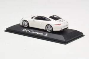 Porsche 911 991 Carrera S Weiss IAA Frankfurt 2011 Minichamps 1:43 WAX20100090 Metall – Bild 4 von 5