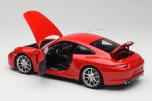 Porsche 911 991 Carrera S Guards Rot Minichamps 1:18 100061020 Metall – Bild 5 von 8