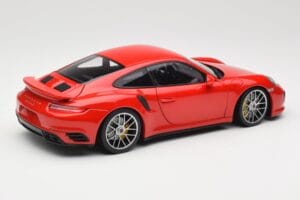 Porsche 911 991 Turbo S Guards Red Minichamps 1:18 110067122 Metall – Bild 3 von 8