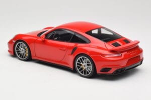Porsche 911 991 Turbo S Guards Red Minichamps 1:18 110067122 Metall – Bild 7 von 8