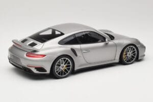 Porsche 911 991 Turbo S Silber Minichamps 1:18 113067126 Metall – Bild 3 von 8