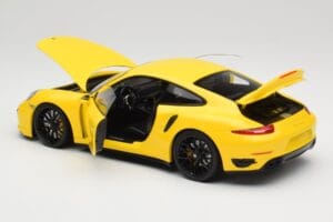 Porsche 911 991 Turbo S Gelb Mit Schwarzen Felgen Minichamps 1:18 110062321 Metall – Bild 5 von 8