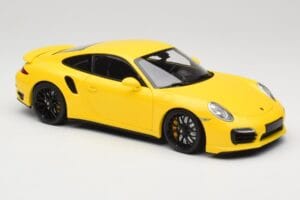 Porsche 911 991 Turbo S Gelb Mit Schwarzen Felgen Minichamps 1:18 110062321 Metall – Bild 6 von 8