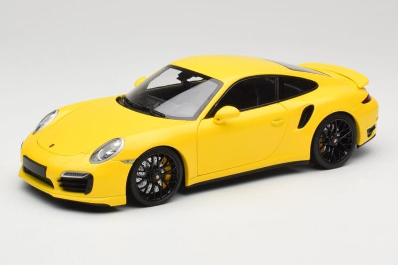Porsche 911 991 Turbo S Gelb Mit Schwarzen Felgen Minichamps 1:18 110062321 Metall